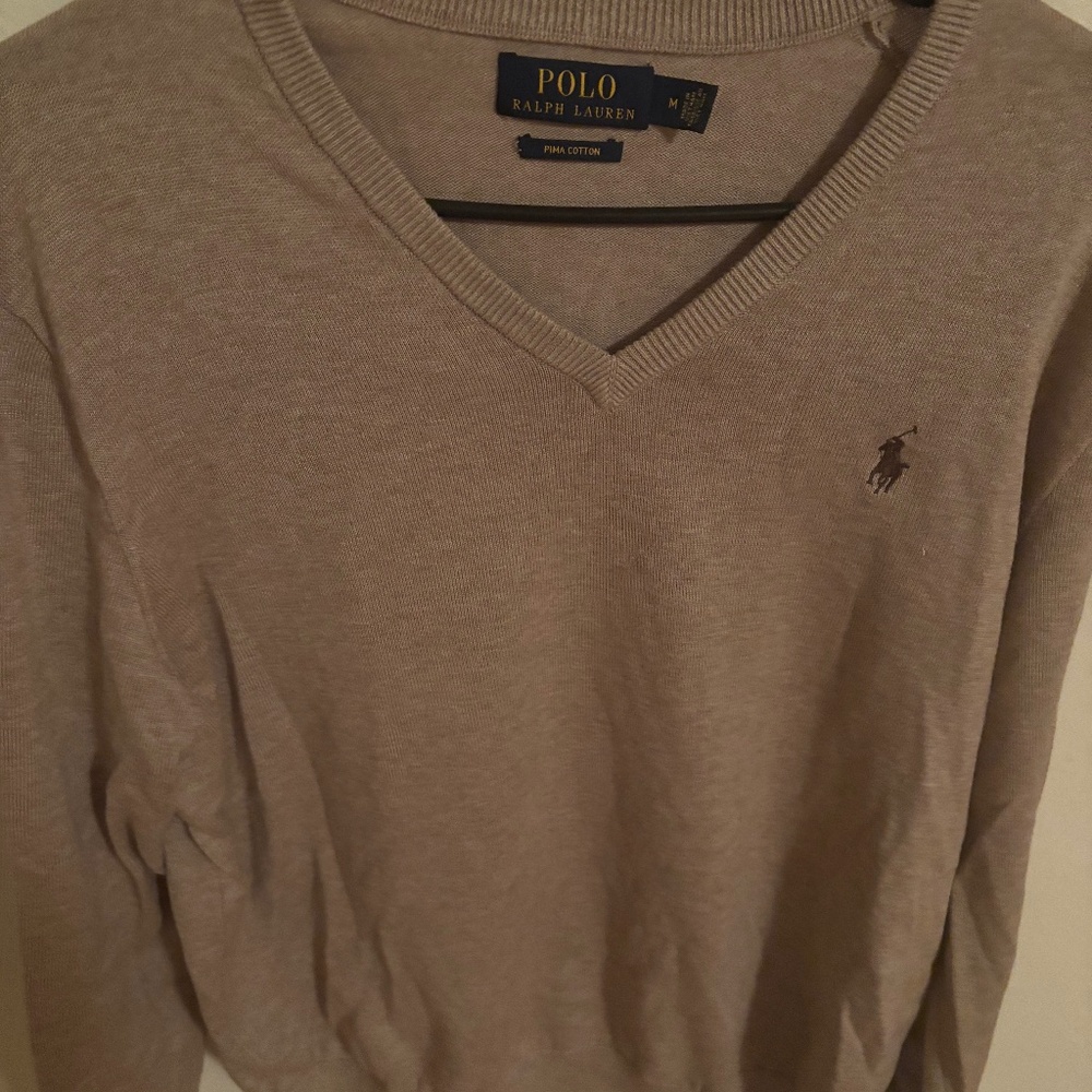 Mens V-neck Sweater